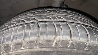 Used 2015 Toyota Corolla Altis [2014-2017] G Petrol Petrol Manual tyres LEFT FRONT TYRE TREAD VIEW