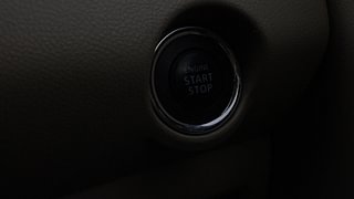 Used 2018 Maruti Suzuki Dzire [2017-2020] ZXi AMT Petrol Automatic top_features Keyless start