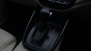 Used 2021 mg-motors Hector 1.5 Sharp Petrol Turbo DCT dual tone Petrol Automatic interior GEAR  KNOB VIEW