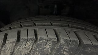 Used 2019 Ford Figo [2015-2019] Titanium 1.2 Ti-VCT Petrol Manual tyres LEFT FRONT TYRE TREAD VIEW