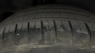 Used 2021 Maruti Suzuki Ciaz Alpha Petrol Petrol Manual tyres RIGHT REAR TYRE TREAD VIEW