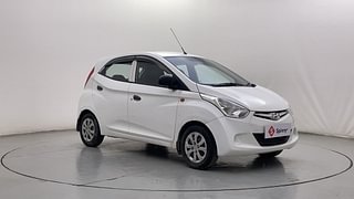 Used 2018 Hyundai Eon [2011-2018] Magna + Petrol Manual exterior RIGHT FRONT CORNER VIEW