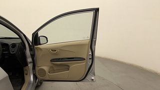 Used 2015 Honda Amaze [2013-2016] 1.2 S i-VTEC Petrol Manual interior RIGHT FRONT DOOR OPEN VIEW