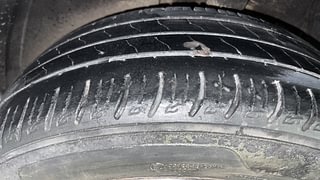 Used 2020 Tata Altroz XZ 1.2 Petrol Manual tyres RIGHT REAR TYRE TREAD VIEW