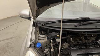 Used 2015 Honda Amaze [2013-2016] 1.2 S i-VTEC Petrol Manual engine ENGINE RIGHT SIDE HINGE & APRON VIEW