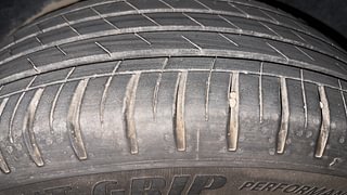 Used 2021 mg-motors Hector 1.5 Sharp Petrol Turbo DCT dual tone Petrol Automatic tyres LEFT REAR TYRE TREAD VIEW