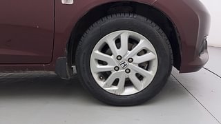 Used 2014 Honda Mobilio [2014-2017] V Petrol Petrol Manual tyres RIGHT FRONT TYRE RIM VIEW