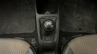 Used 2015 Hyundai Eon [2011-2018] Sportz Petrol Manual interior GEAR  KNOB VIEW