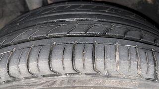 Used 2019 Hyundai Verna [2017-2020] 1.6 CRDI SX (O) AT Diesel Automatic tyres RIGHT REAR TYRE TREAD VIEW