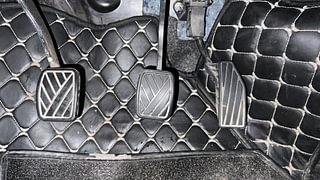 Used 2023 Maruti Suzuki Swift VXI Petrol Manual interior PEDALS VIEW