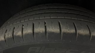 Used 2021 Maruti Suzuki Ciaz Alpha AT Petrol Petrol Automatic tyres LEFT REAR TYRE TREAD VIEW