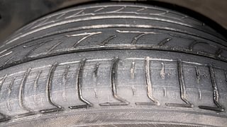 Used 2019 Hyundai Verna [2017-2020] 1.6 CRDI SX (O) AT Diesel Automatic tyres LEFT FRONT TYRE TREAD VIEW