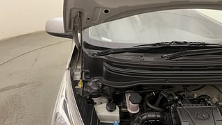 Used 2015 Hyundai Eon [2011-2018] Sportz Petrol Manual engine ENGINE RIGHT SIDE HINGE & APRON VIEW