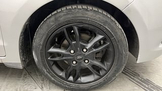 Used 2019 Ford Figo [2015-2019] Titanium 1.2 Ti-VCT Petrol Manual tyres RIGHT FRONT TYRE RIM VIEW