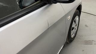 Used 2015 Honda Amaze [2013-2016] 1.2 S i-VTEC Petrol Manual dents MINOR SCRATCH