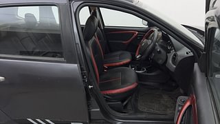 Used 2018 Renault Duster [2017-2020] RXS CVT Petrol Petrol Automatic interior RIGHT SIDE FRONT DOOR CABIN VIEW