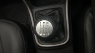 Used 2020 Maruti Suzuki S-Cross [2017-2020] Zeta 1.3 Diesel Manual interior GEAR  KNOB VIEW