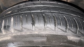 Used 2022 Hyundai Grand i10 Nios Sportz 1.2 Kappa VTVT CNG Petrol+cng Manual tyres RIGHT REAR TYRE TREAD VIEW