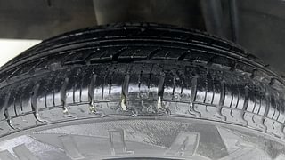 Used 2018 Renault Kwid [2015-2019] 1.0 Marvel Captain America Edition Petrol Automatic tyres RIGHT REAR TYRE TREAD VIEW