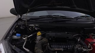 Used 2013 Maruti Suzuki Alto 800 [2012-2016] Lxi Petrol Manual engine ENGINE RIGHT SIDE HINGE & APRON VIEW