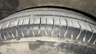 Used 2012 Hyundai i10 Sportz 1.2 Kappa2 Petrol Manual tyres RIGHT REAR TYRE TREAD VIEW