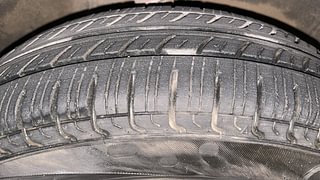 Used 2013 Maruti Suzuki Alto 800 [2012-2016] Lxi Petrol Manual tyres RIGHT FRONT TYRE TREAD VIEW
