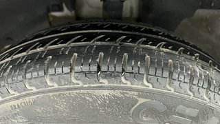 Used 2018 Renault Kwid [2015-2019] 1.0 Marvel Captain America Edition Petrol Automatic tyres LEFT FRONT TYRE TREAD VIEW