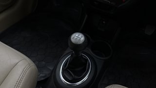 Used 2014 Honda Mobilio [2014-2017] V Petrol Petrol Manual interior GEAR  KNOB VIEW