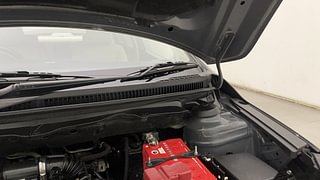 Used 2021 Maruti Suzuki Ciaz Alpha AT Petrol Petrol Automatic engine ENGINE LEFT SIDE HINGE & APRON VIEW