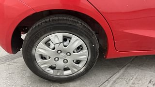 Used 2018 Honda Brio [2017-2018] S(O)MT Petrol Manual tyres RIGHT REAR TYRE RIM VIEW