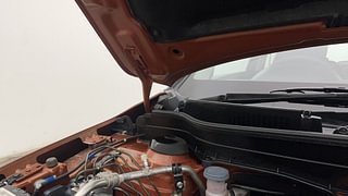 Used 2021 Maruti Suzuki Vitara Brezza [2020-2022] ZXI AT Petrol Automatic engine ENGINE RIGHT SIDE HINGE & APRON VIEW