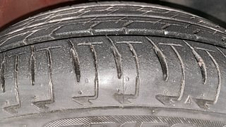 Used 2022 Maruti Suzuki Ignis Zeta AMT Petrol Petrol Automatic tyres RIGHT FRONT TYRE TREAD VIEW