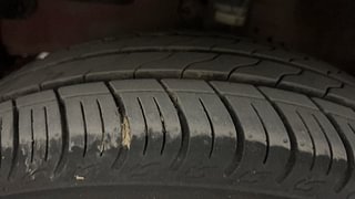 Used 2018 Honda Brio [2017-2018] S(O)MT Petrol Manual tyres LEFT FRONT TYRE TREAD VIEW