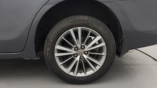 Used 2015 Toyota Corolla Altis [2014-2017] G Petrol Petrol Manual tyres LEFT REAR TYRE RIM VIEW