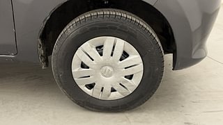 Used 2014 Maruti Suzuki Alto 800 Lxi CNG Petrol+cng Manual tyres RIGHT FRONT TYRE RIM VIEW