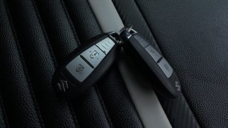 Used 2018 Maruti Suzuki Baleno [2015-2019] Alpha AT Petrol Petrol Automatic extra CAR KEY VIEW