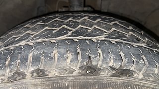 Used 2018 Renault Duster [2017-2020] RXS CVT Petrol Petrol Automatic tyres RIGHT FRONT TYRE TREAD VIEW