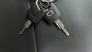 Used 2016 Datsun Redi-GO [2015-2019] T(O) 0.8L Limited Edition Petrol Manual extra CAR KEY VIEW