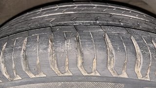 Used 2018 Maruti Suzuki Dzire [2017-2020] ZXi AMT Petrol Automatic tyres RIGHT FRONT TYRE TREAD VIEW