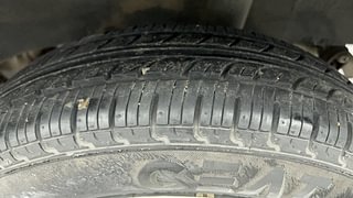Used 2018 Renault Kwid [2015-2019] 1.0 Marvel Captain America Edition Petrol Automatic tyres LEFT REAR TYRE TREAD VIEW