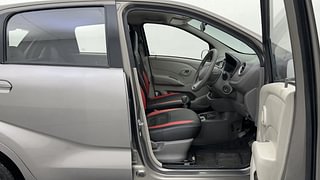 Used 2016 Datsun Redi-GO [2015-2019] T(O) 0.8L Limited Edition Petrol Manual interior RIGHT SIDE FRONT DOOR CABIN VIEW
