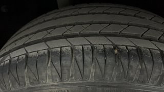 Used 2021 Maruti Suzuki Vitara Brezza [2020-2022] ZXI AT Petrol Automatic tyres RIGHT REAR TYRE TREAD VIEW