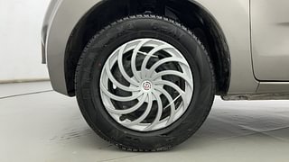 Used 2016 Datsun Redi-GO [2015-2019] T(O) 0.8L Limited Edition Petrol Manual tyres LEFT FRONT TYRE RIM VIEW