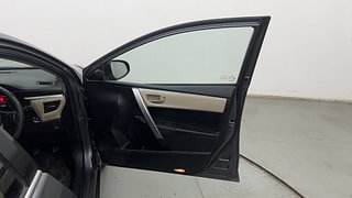 Used 2015 Toyota Corolla Altis [2014-2017] G Petrol Petrol Manual interior RIGHT FRONT DOOR OPEN VIEW