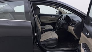 Used 2019 Hyundai Verna [2017-2020] 1.6 CRDI SX (O) AT Diesel Automatic interior RIGHT SIDE FRONT DOOR CABIN VIEW
