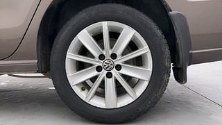 Used 2016 volkswagen Vento 1.5L Highline Diesel AT Diesel Automatic tyres LEFT REAR TYRE RIM VIEW