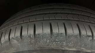 Used 2021 Maruti Suzuki Ciaz Alpha Petrol Petrol Manual tyres RIGHT FRONT TYRE TREAD VIEW