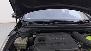 Used 2019 Hyundai Verna [2017-2020] 1.6 CRDI SX (O) AT Diesel Automatic engine ENGINE RIGHT SIDE HINGE & APRON VIEW
