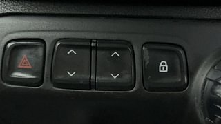 Used 2018 Renault Kwid [2015-2019] 1.0 Marvel Captain America Edition Petrol Automatic top_features Power windows