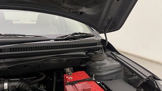 Used 2021 Maruti Suzuki Ciaz Alpha Petrol Petrol Manual engine ENGINE LEFT SIDE HINGE & APRON VIEW